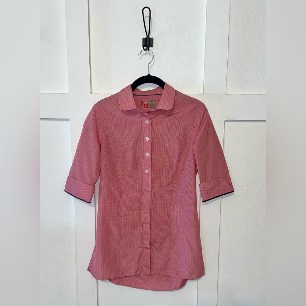 Chick Fil A Oobe Team Style Women’s Red White Checkered Uniform Top Size Small